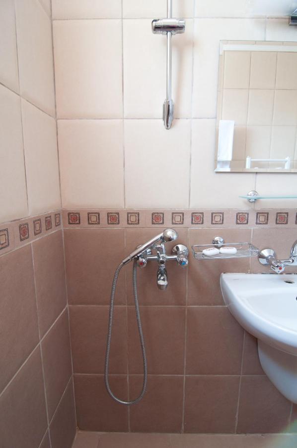Guest House Hiora Ahtopol Esterno foto