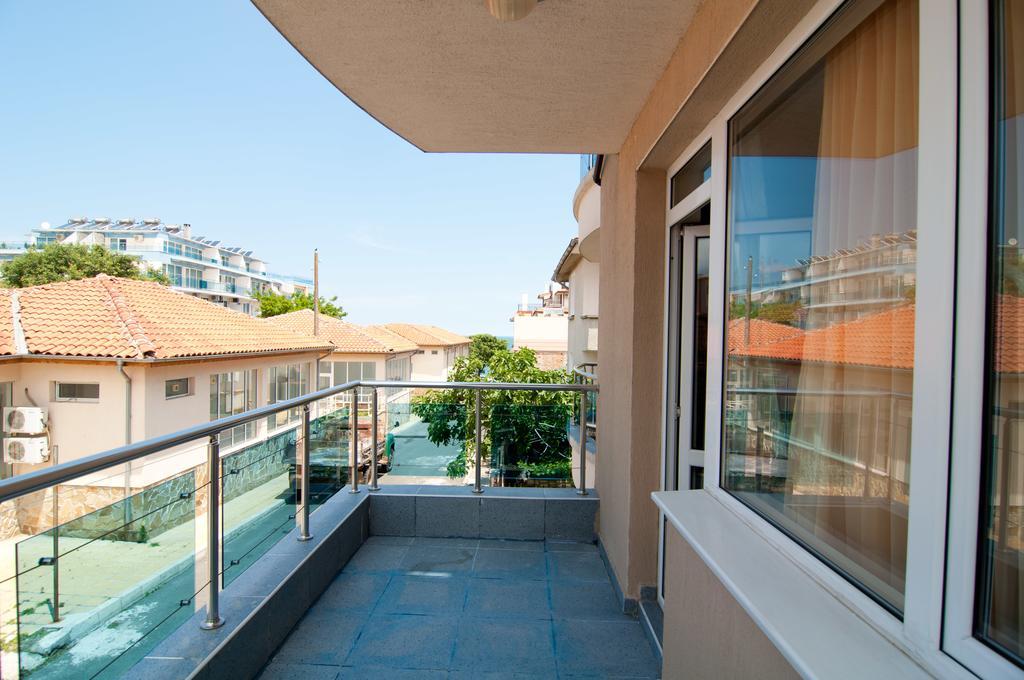 Guest House Hiora Ahtopol Esterno foto