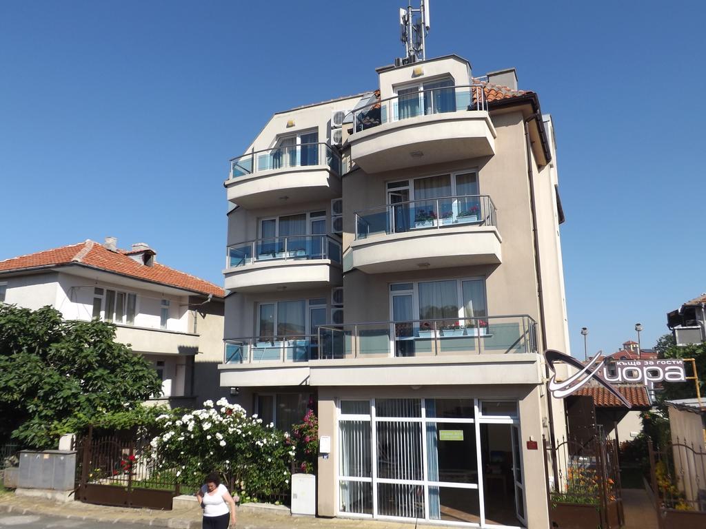 Guest House Hiora Ahtopol Esterno foto
