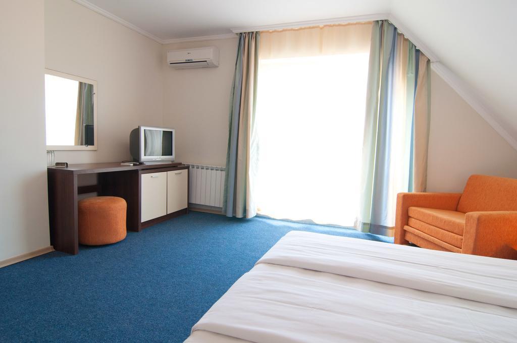 Guest House Hiora Ahtopol Esterno foto