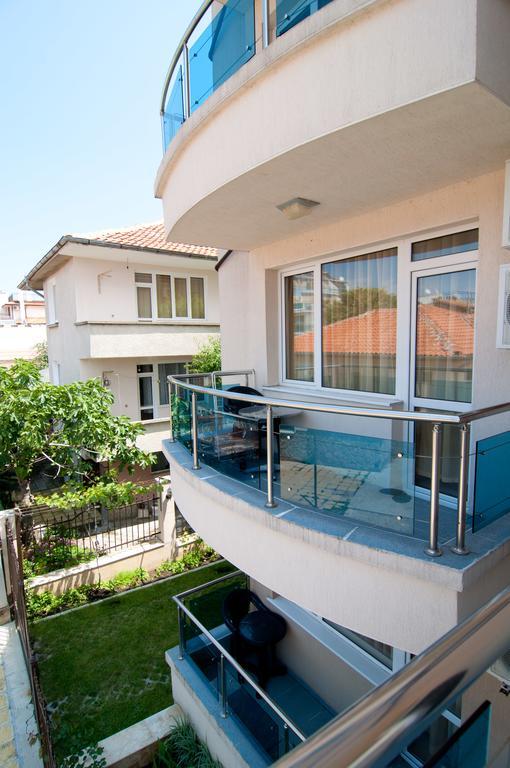 Guest House Hiora Ahtopol Esterno foto
